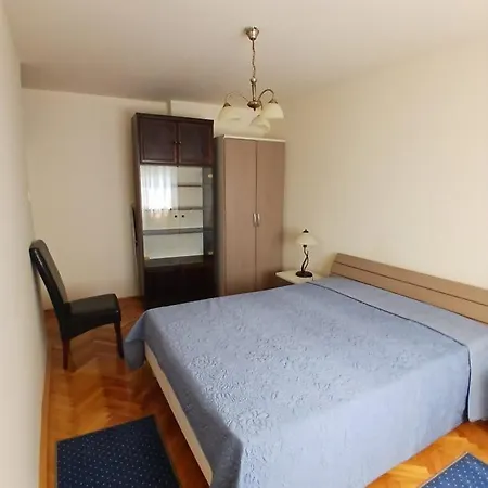 Family Apartment *