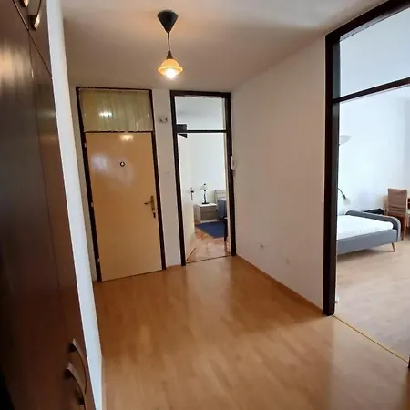 Apartment Family *